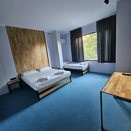 Хотел O'clock Bed & Бургас