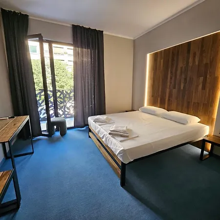 O'clock Bed & Бургас