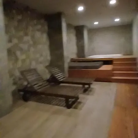 O'clock Bed & בורגאס