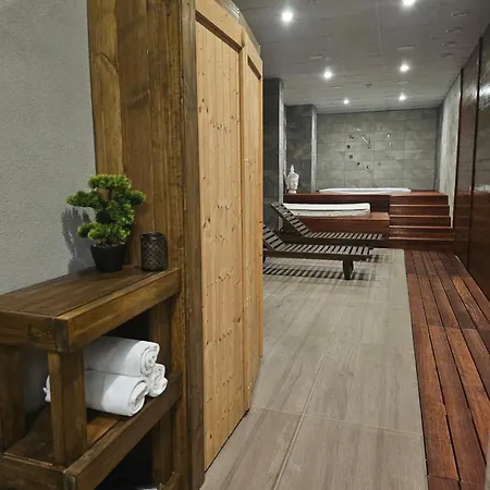 מלון O'clock Bed & בורגאס