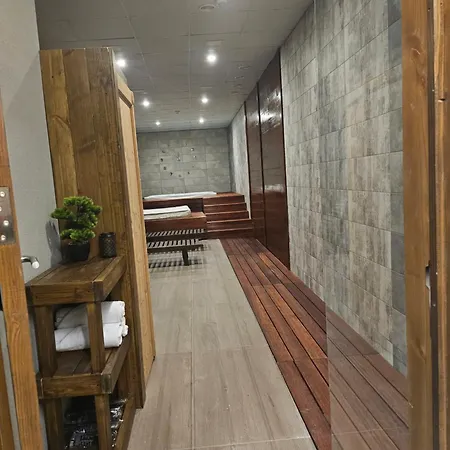 O'clock Bed & 3* בורגאס