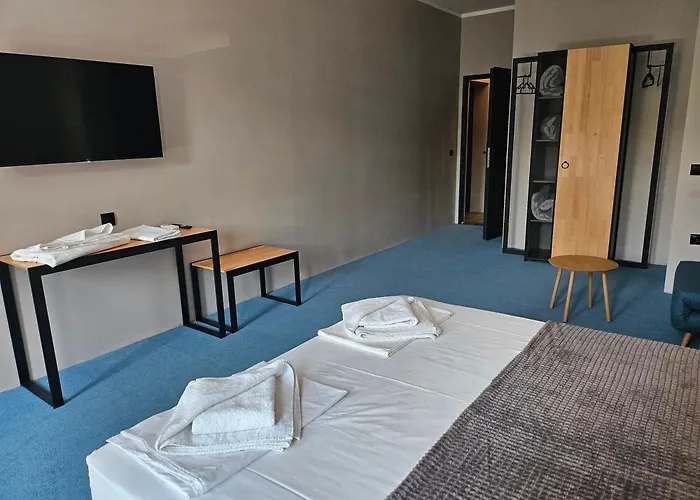 O'clock Bed & 3* Burgas City