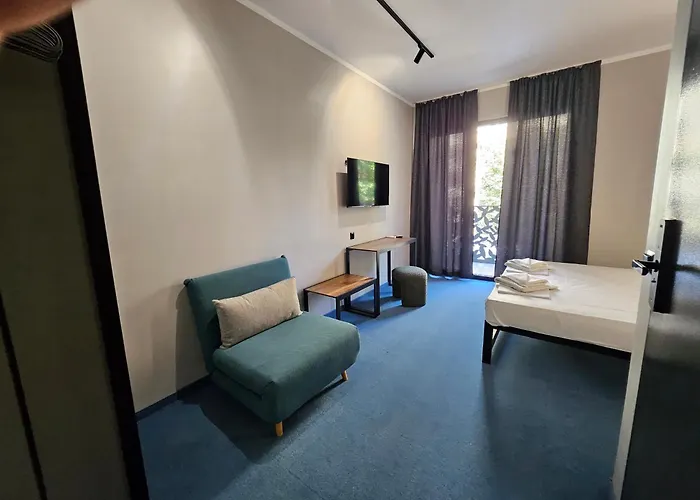 Hotel O'clock Bed & 3*