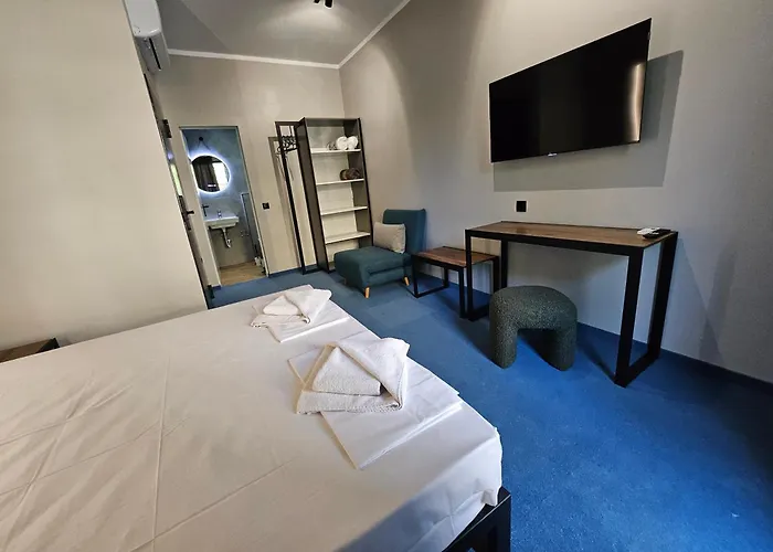 O'clock Bed & Burgas City