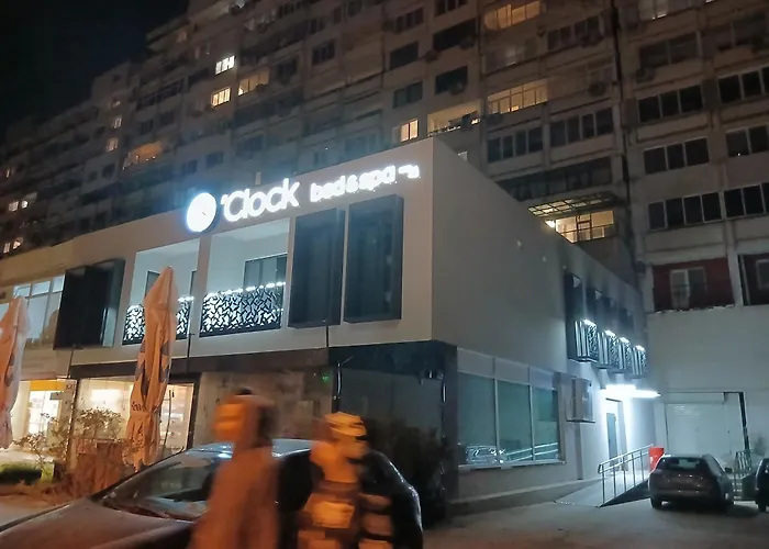 O'clock Bed & 3* Burgas City