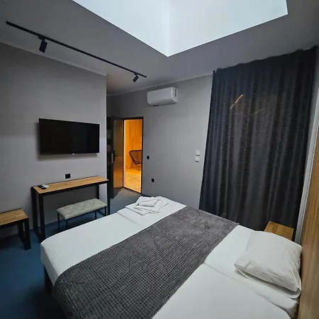 O'clock Bed & Self Check In 3* Burgas