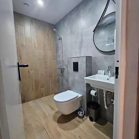 호텔 O'clock Bed & 부르가스