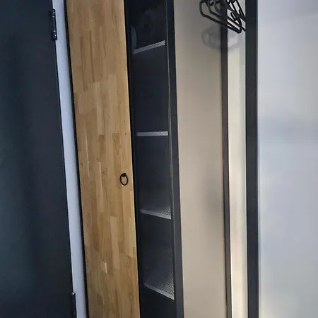 O'clock Bed & Self Check In 3*